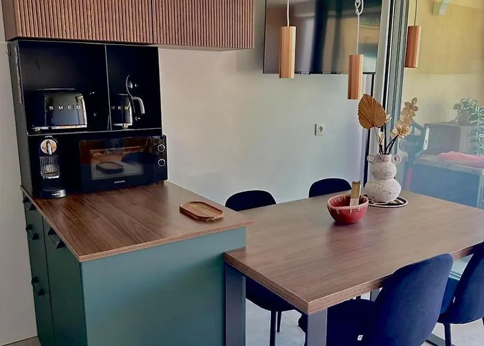 Les Pieds Dans L'eau Apartment Agde